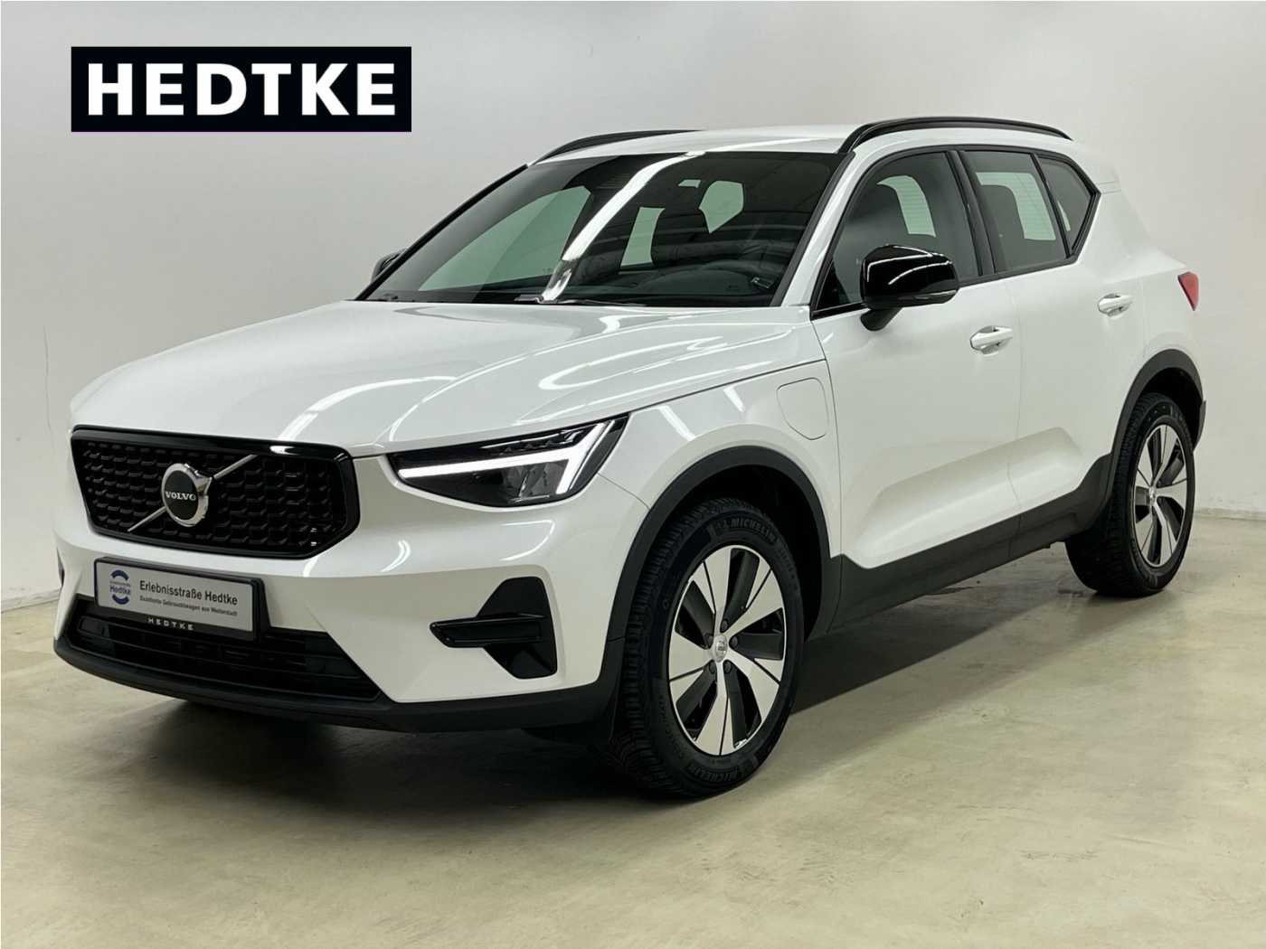 Volvo  XC40 Recharge Plus, T5 Plug-in Hybrid, Elektrisch/Benzin, Dark