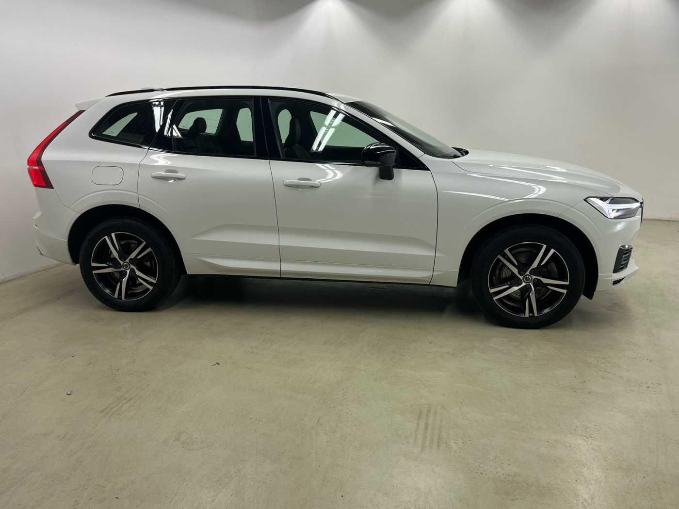 Volvo  XC60 Recharge R-Design, T6 AWD Plug-in Hybrid