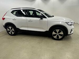 Volvo  XC40 Recharge Plus, T5 Plug-in Hybrid, Elektrisch/Benzin, Dark