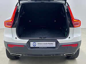 Volvo  XC40 Recharge Plus, T5 Plug-in Hybrid, Elektrisch/Benzin, Dark