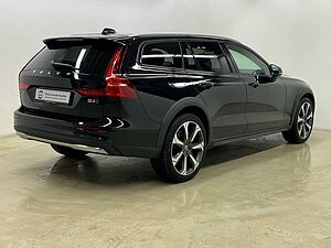 Volvo  V60 Cross Country Plus, B4 AWD Mild-Hybrid, Diesel